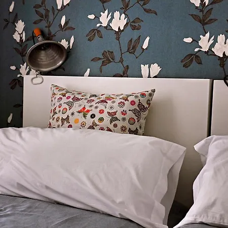 Select And Style: Central Apartman
